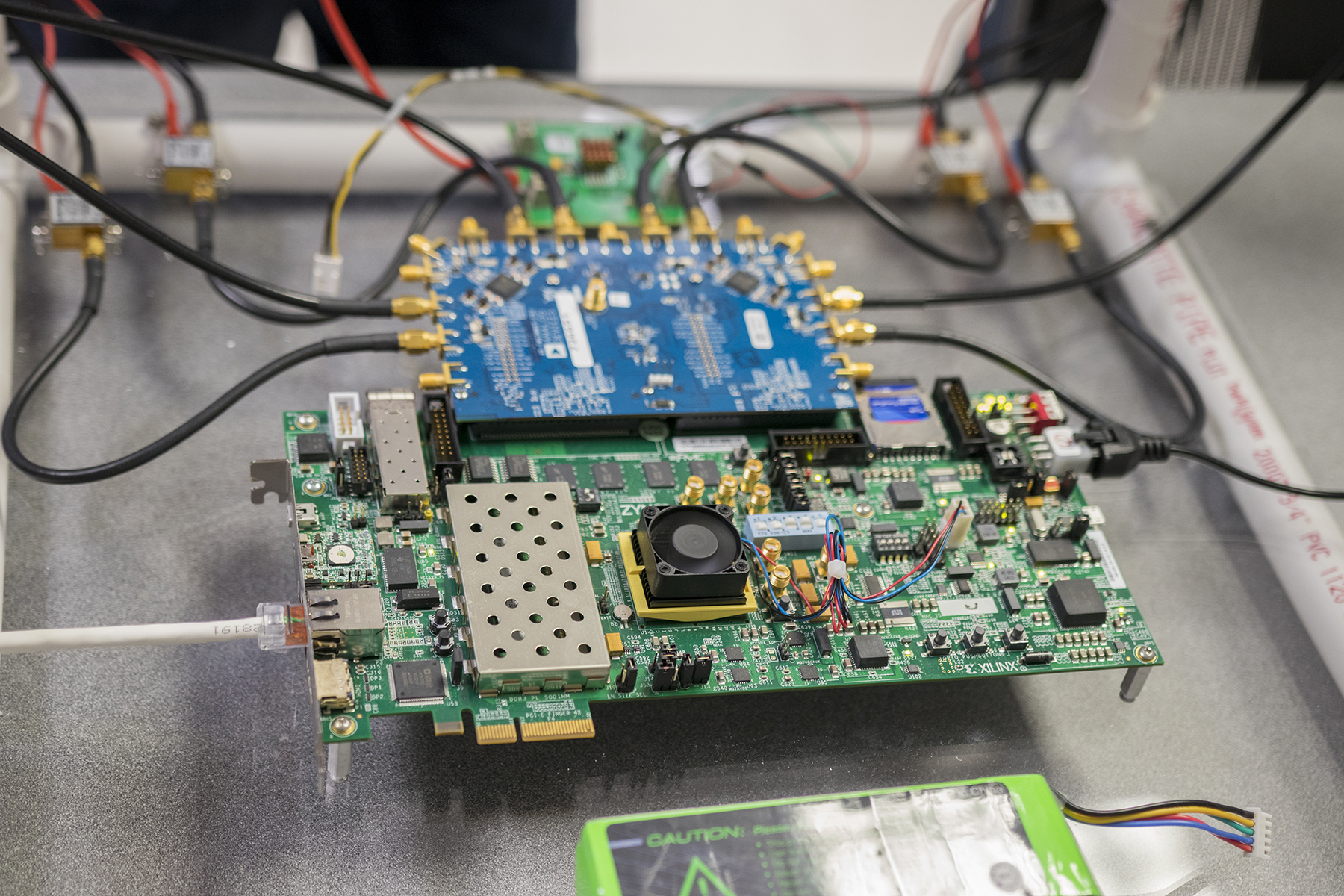 As part of a recently announced national microelectronics research program, an ASU team will create a conceptual framework, software tools and integrated circuit examples for new, more power-efficient and capable computer processing architectures. Photo: Marco-Alexis Chaira/ASU
