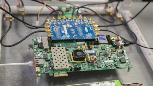 As part of a recently announced national microelectronics research program, an ASU team will create a conceptual framework, software tools and integrated circuit examples for new, more power-efficient and capable computer processing architectures. Photo: Marco-Alexis Chaira/ASU