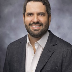 José M. Causadias